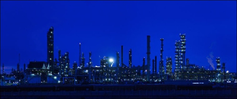 004-Petrolchimico